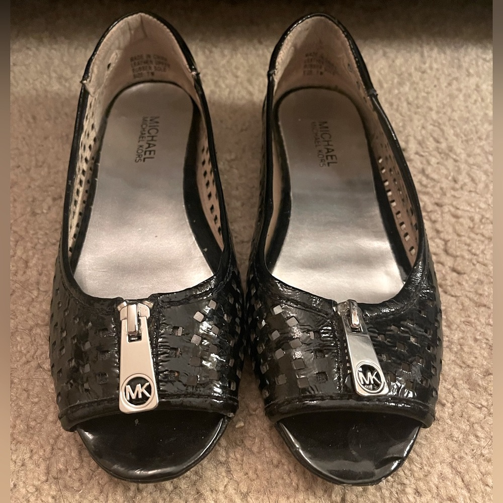 Michael Kors flats